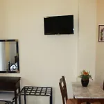 Lägenhetshotell Akrogiali 3*