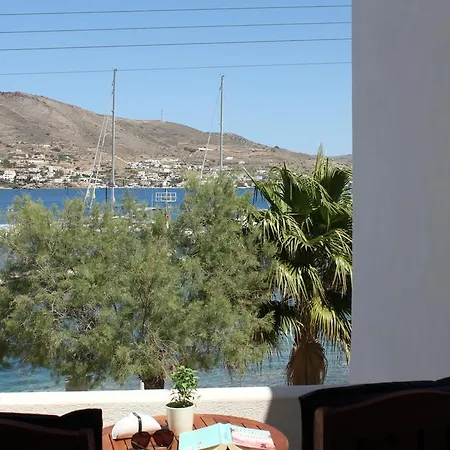 Akrogiali * Posidhonia (Syros)