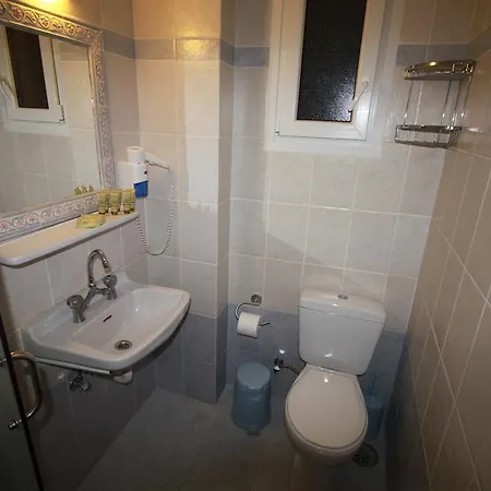 Akrogiali 3*