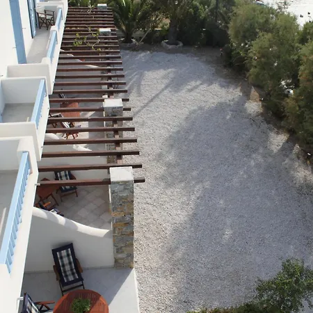 Akrogiali Posidhonia (Syros)