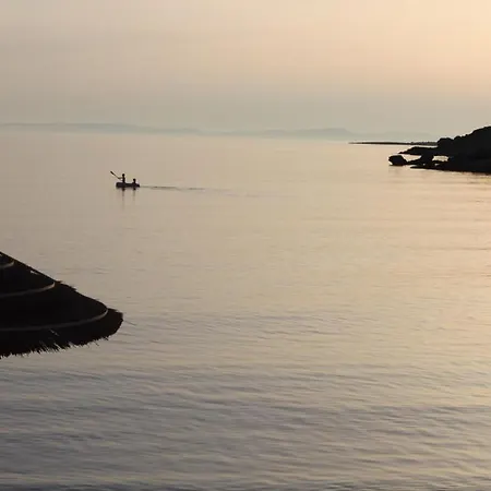 Akrogiali Апарт-отель Posidhonia (Syros)