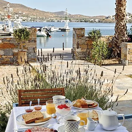 Akrogiali * Posidhonia (Syros)