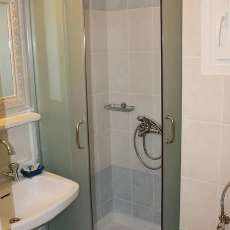 Akrogiali Posidhonía