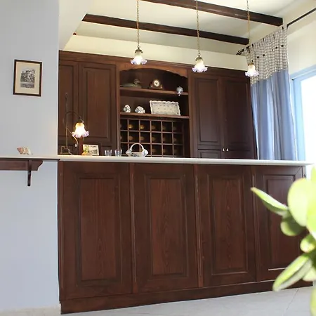 Akrogiali Aparthotel