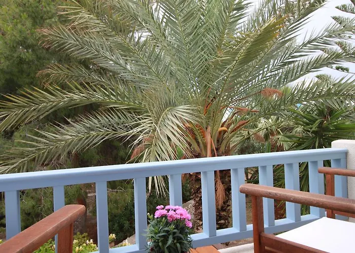 Akrogiali Апарт-отель Posidhonia (Syros)