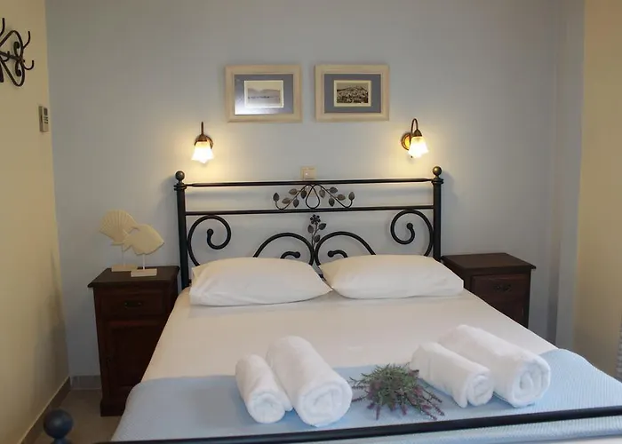 Akrogiali Апарт-отель 3*