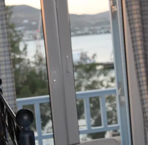 阿克罗贾利公寓式酒店 波西多尼亚