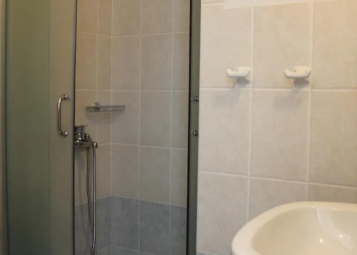 Akrogiali Posidhonia (Syros)