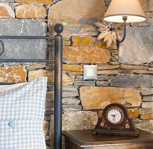 Akrogiali Апарт-отель Posidhonia (Syros)