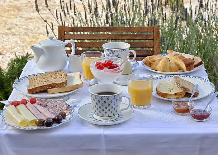 Akrogiali Апарт-отель Posidhonia (Syros)