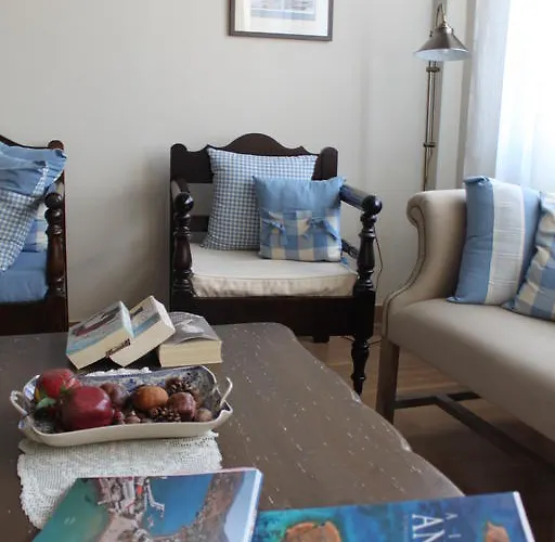 Akrogiali Апарт-отель Posidhonia (Syros)