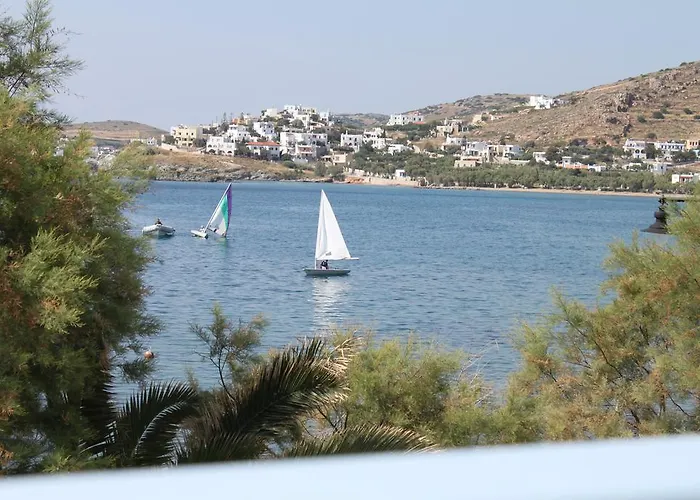 阿克罗贾利公寓式酒店