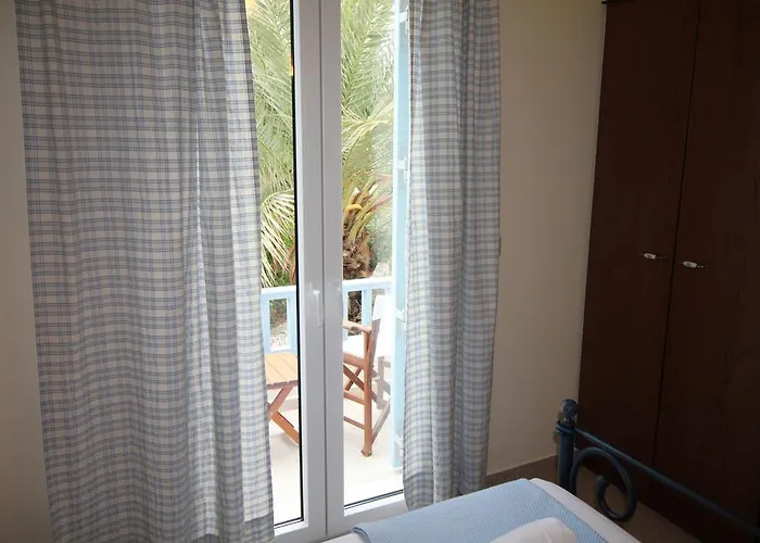 Akrogiali 3* Posidhonia (Syros)